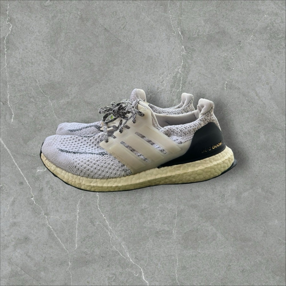 Adidas UltraBoost 5.0 DNA White Black Oreo Running Shoes GY6959 Womens Size 8‎